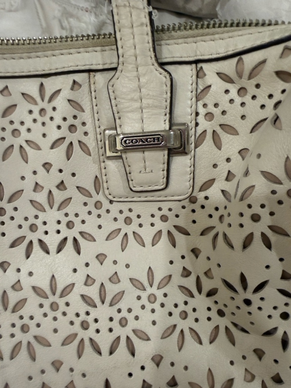 Coach Taylor Perforated Putty
White Leather Satchel
12"L x x x8"H - Picture 11 of 13